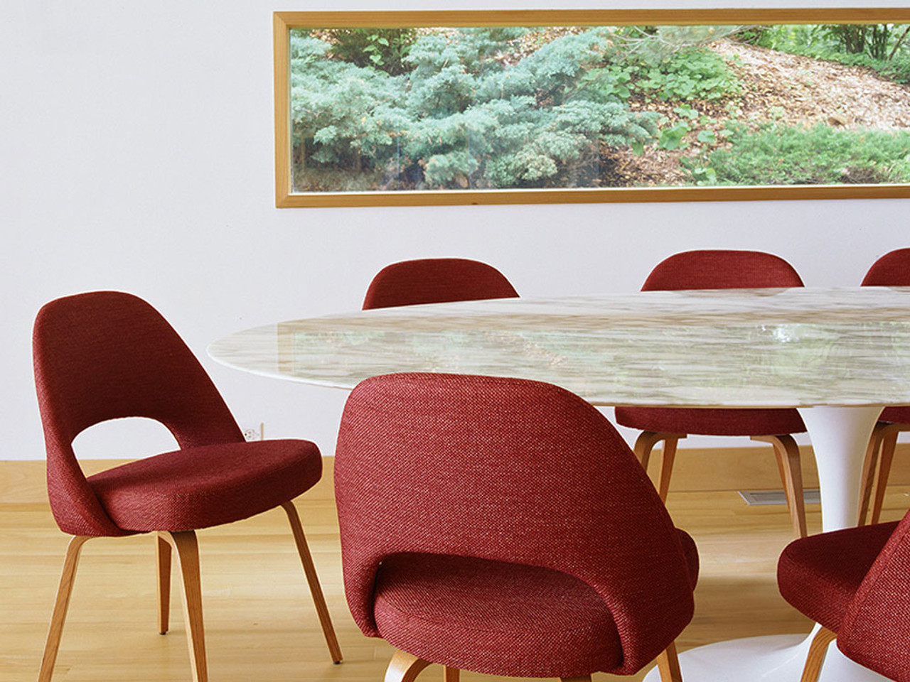 Knoll Saarinen Executive Chair - Wood by Eero Saarinen