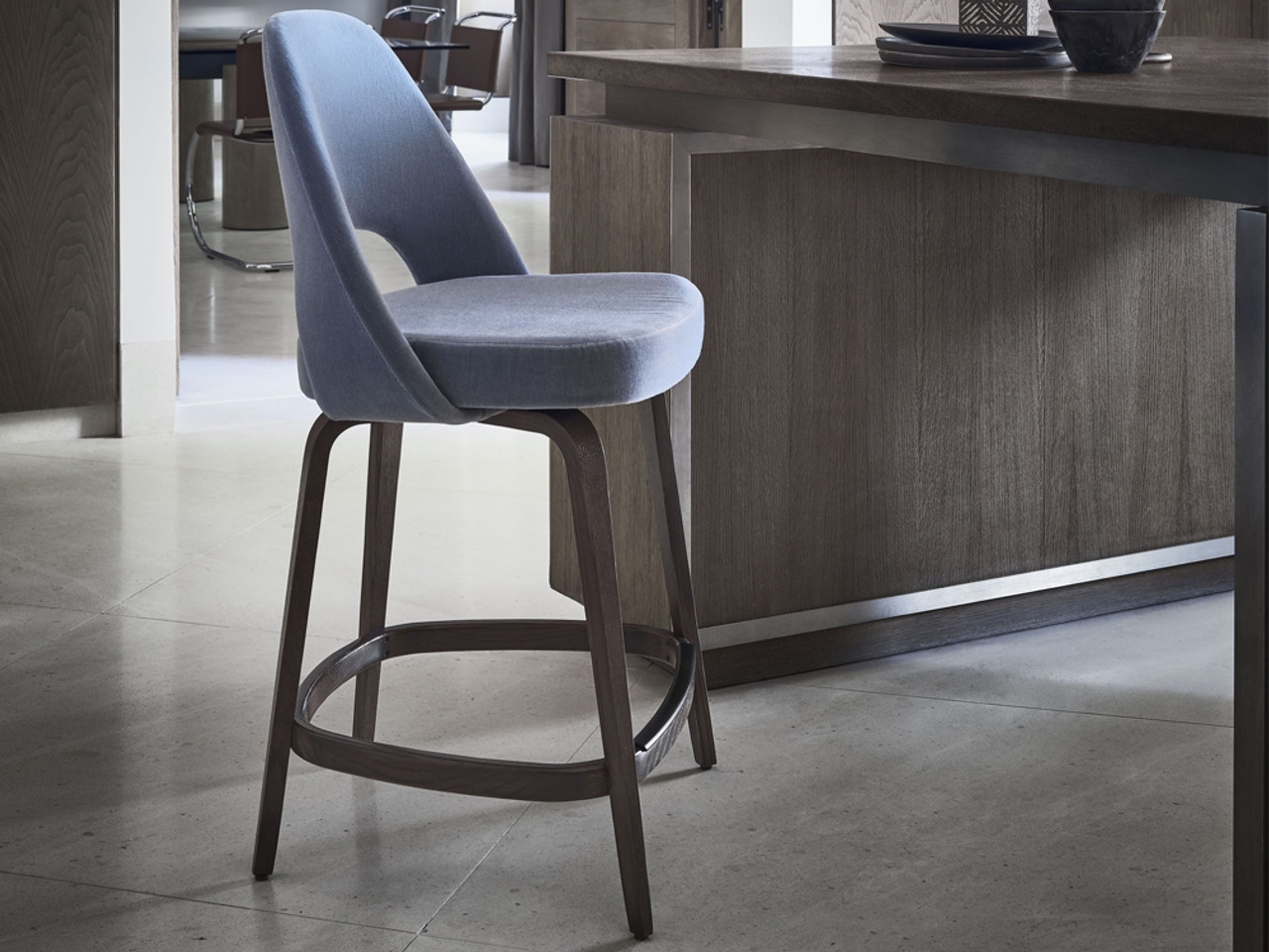 Saarinen Conference Stool