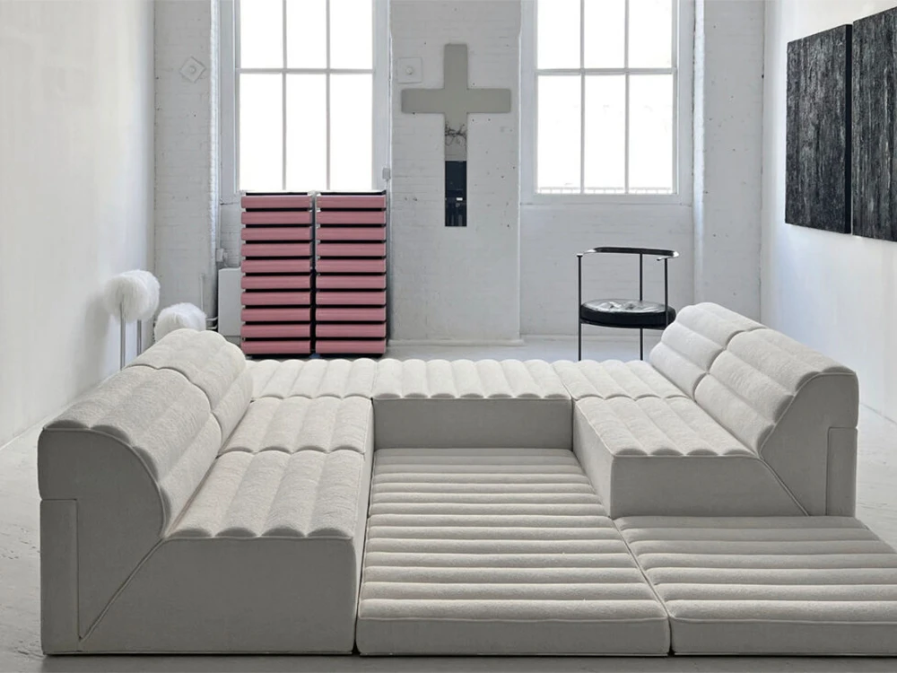 Storet Chest of Drawers