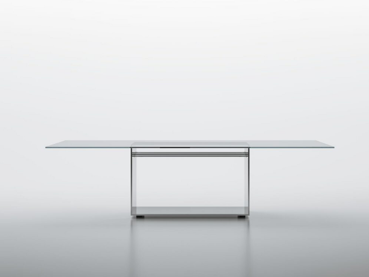 Glimm Dining Table