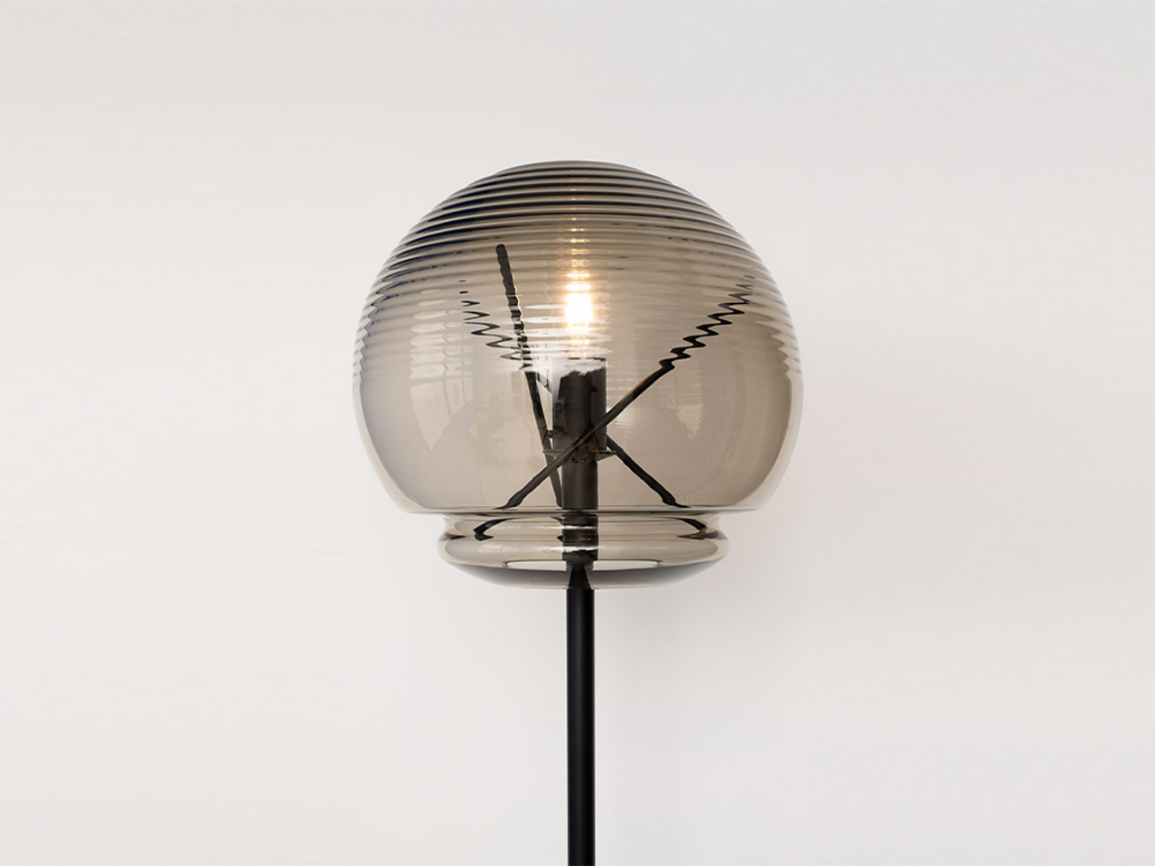 Vitruvio Floor Lamp