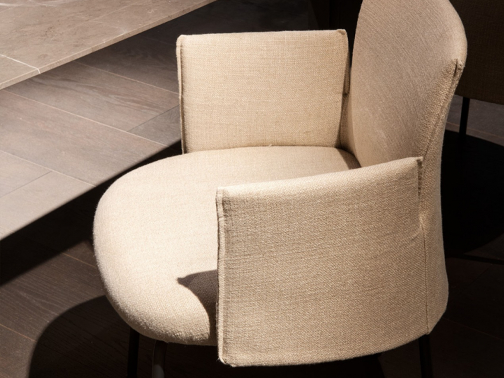 Ayra Armchair