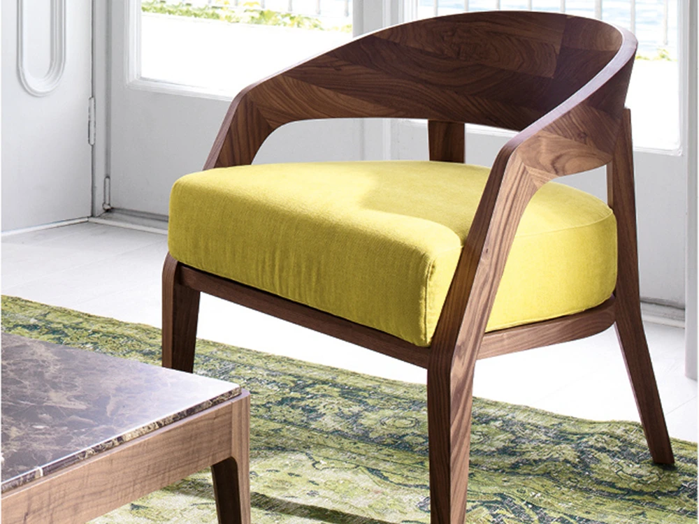 Alba Armchair