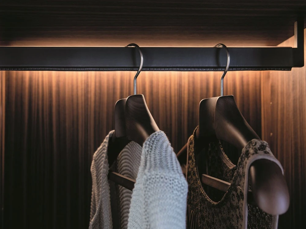 Porada My Suite Walk-In Wardrobe By Gabriele & Oscar Buratti