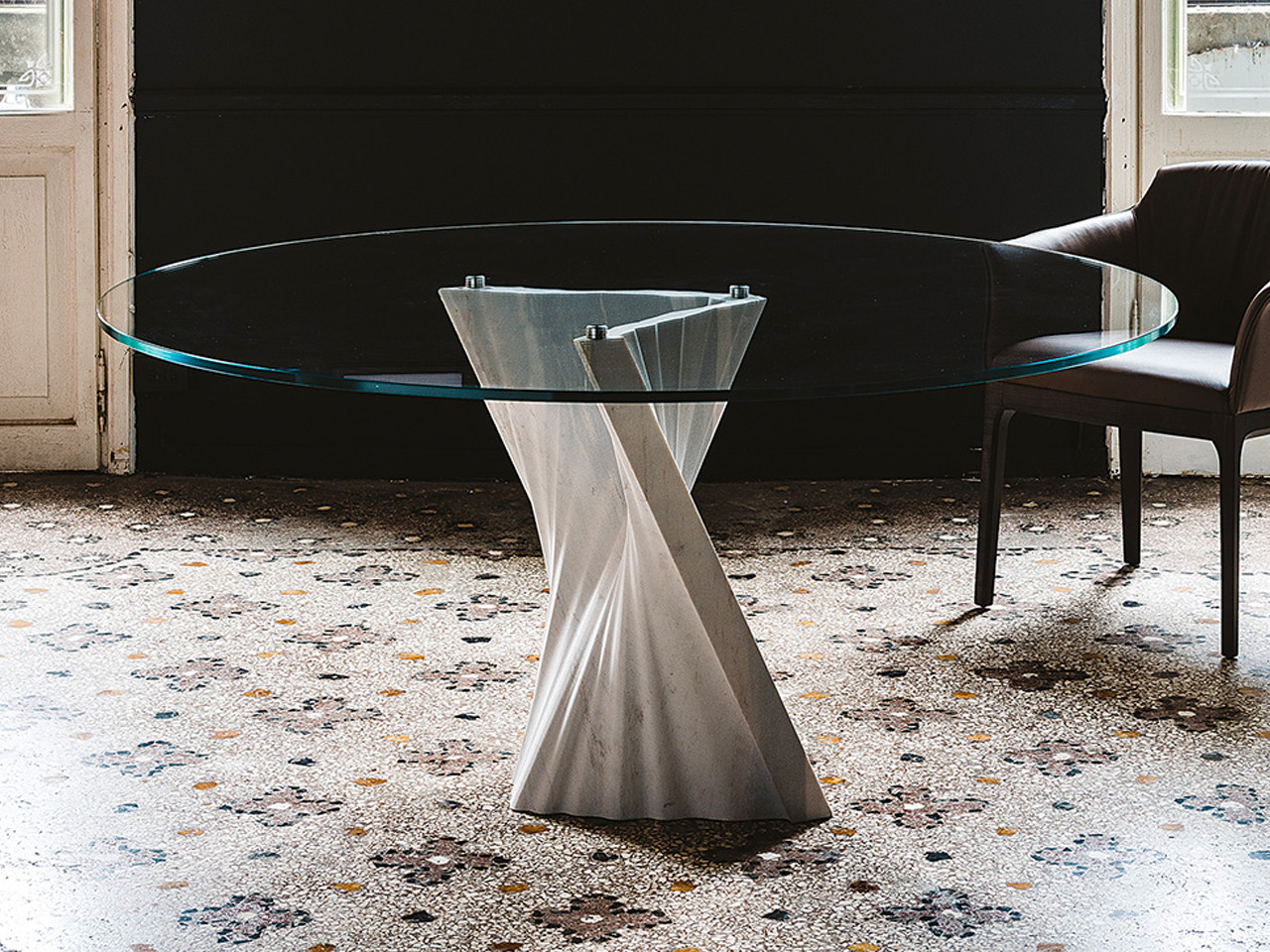 Plisset Dining Table