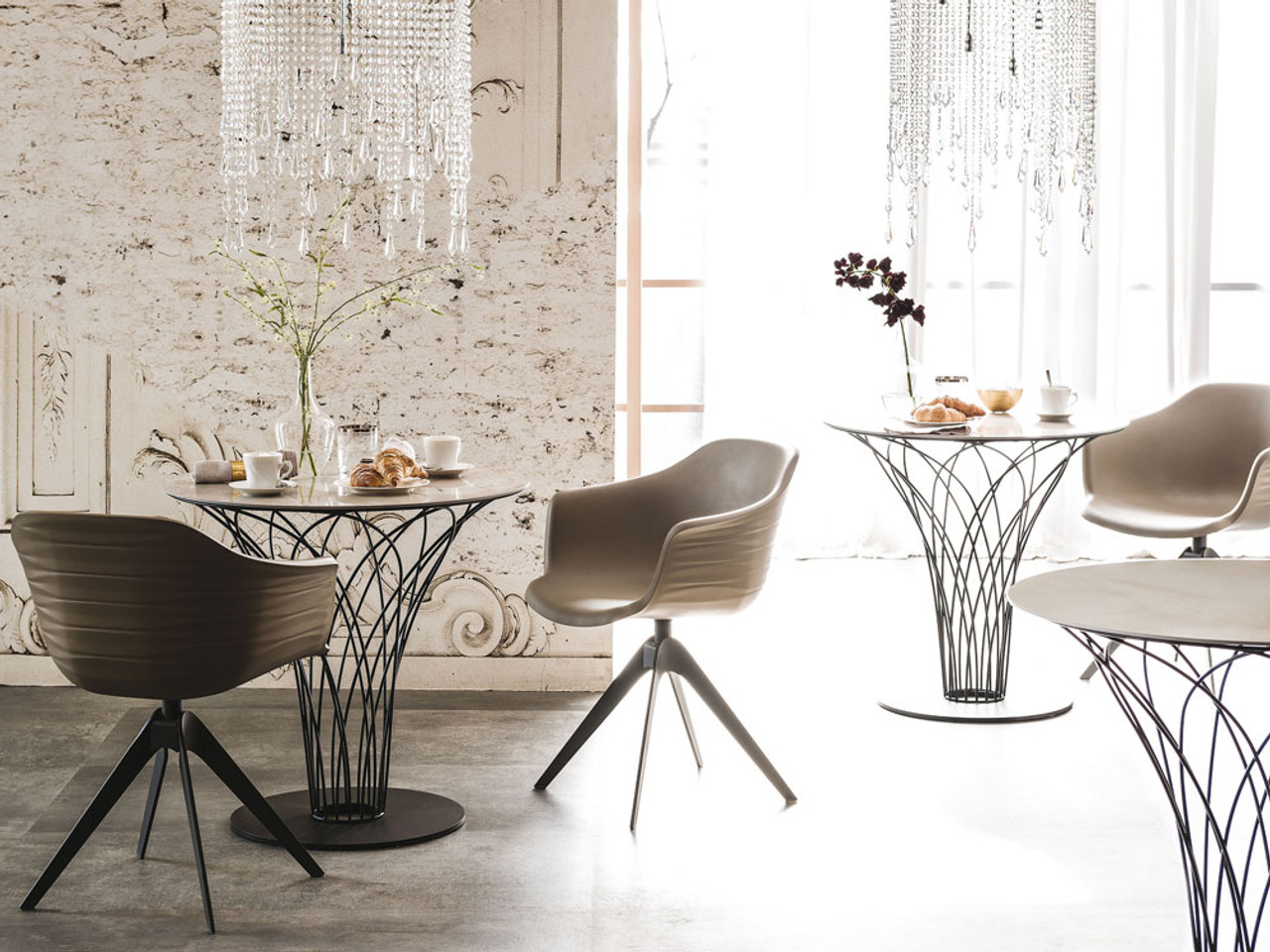 Cattelan Italia Nido Keramik Bistro Table by Brogliato & Traverso