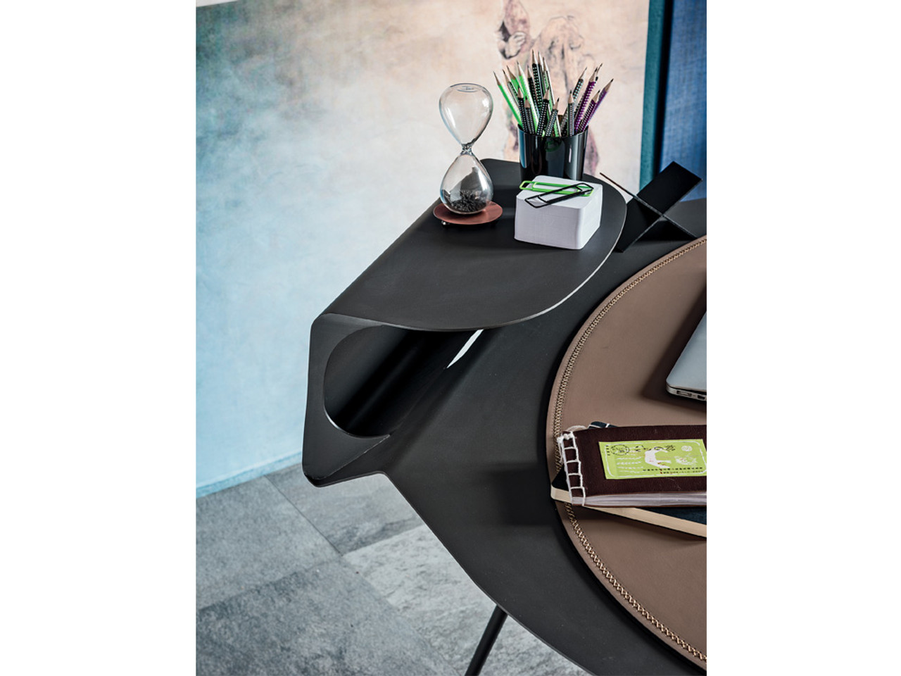Storm Desk