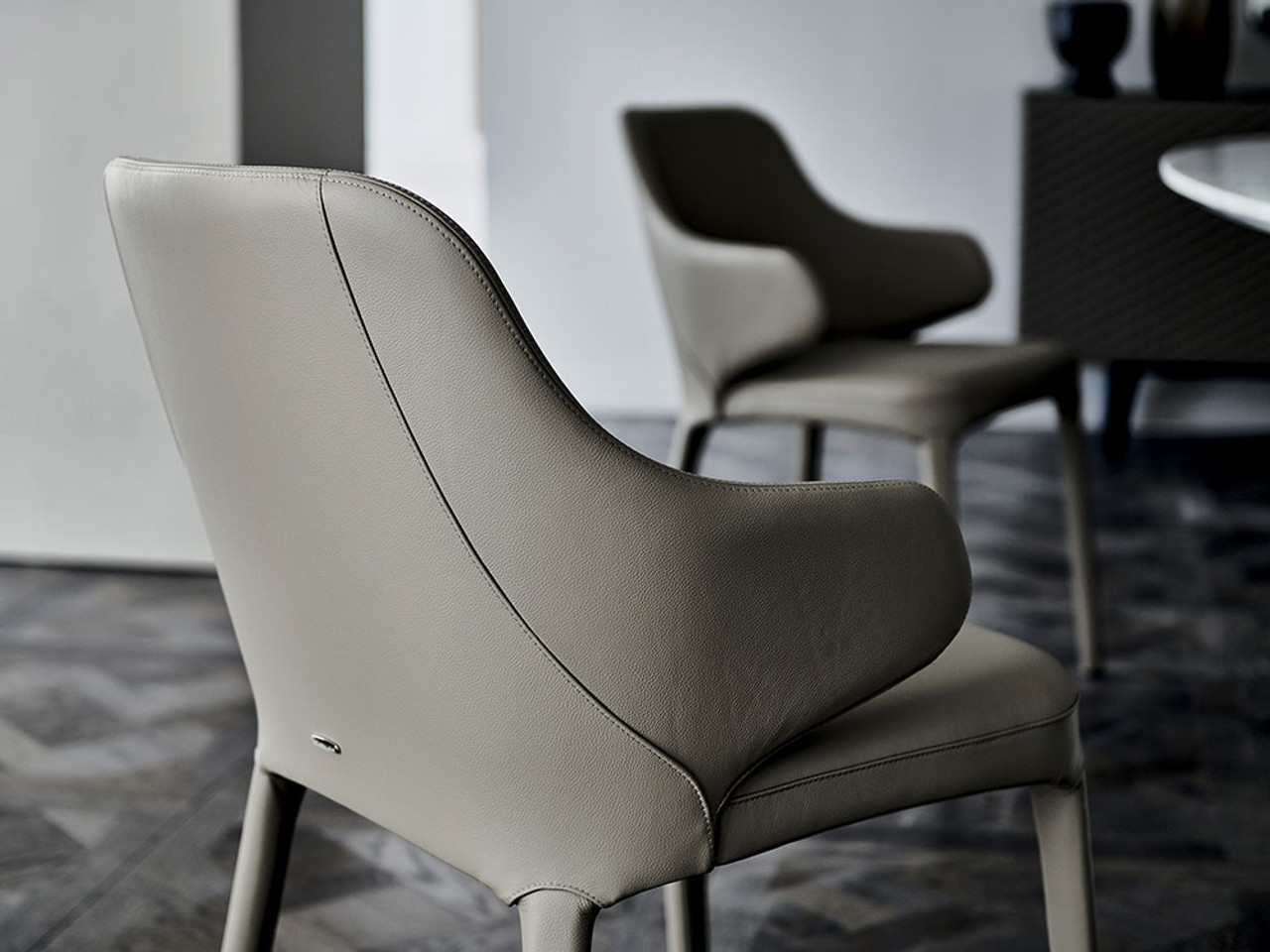 Cattelan Italia Wanda chair with arms by Paolo Italia