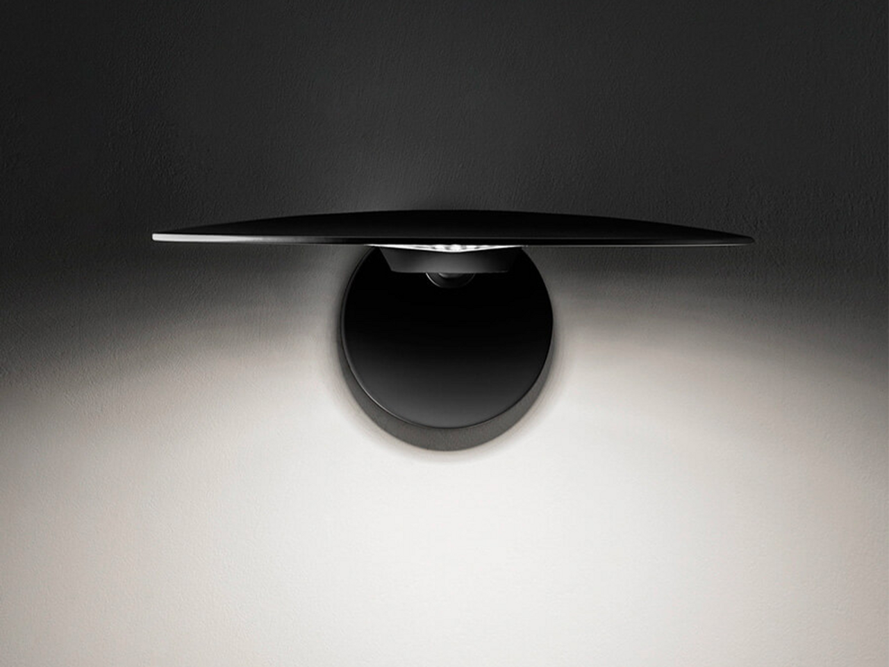 Puzzle Round Wall & Ceiling Lamp
