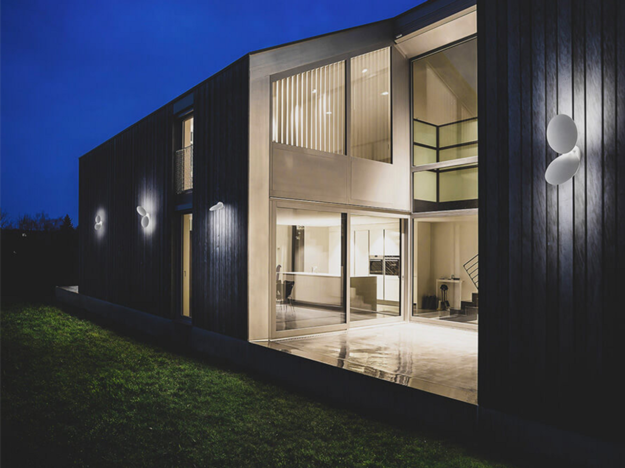Puzzle Outdoor Wall Lamp