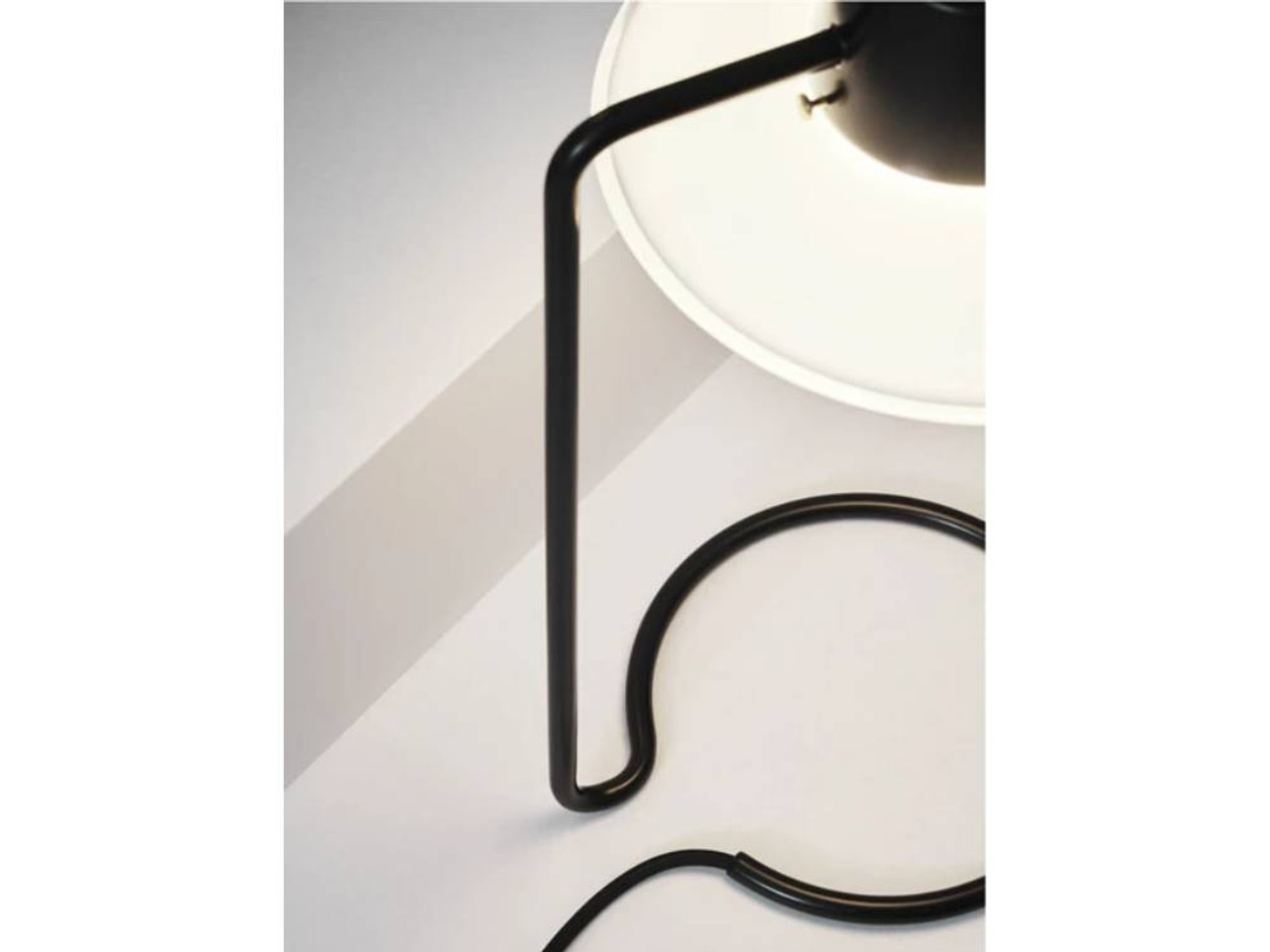 AJ Oxford Table Lamp