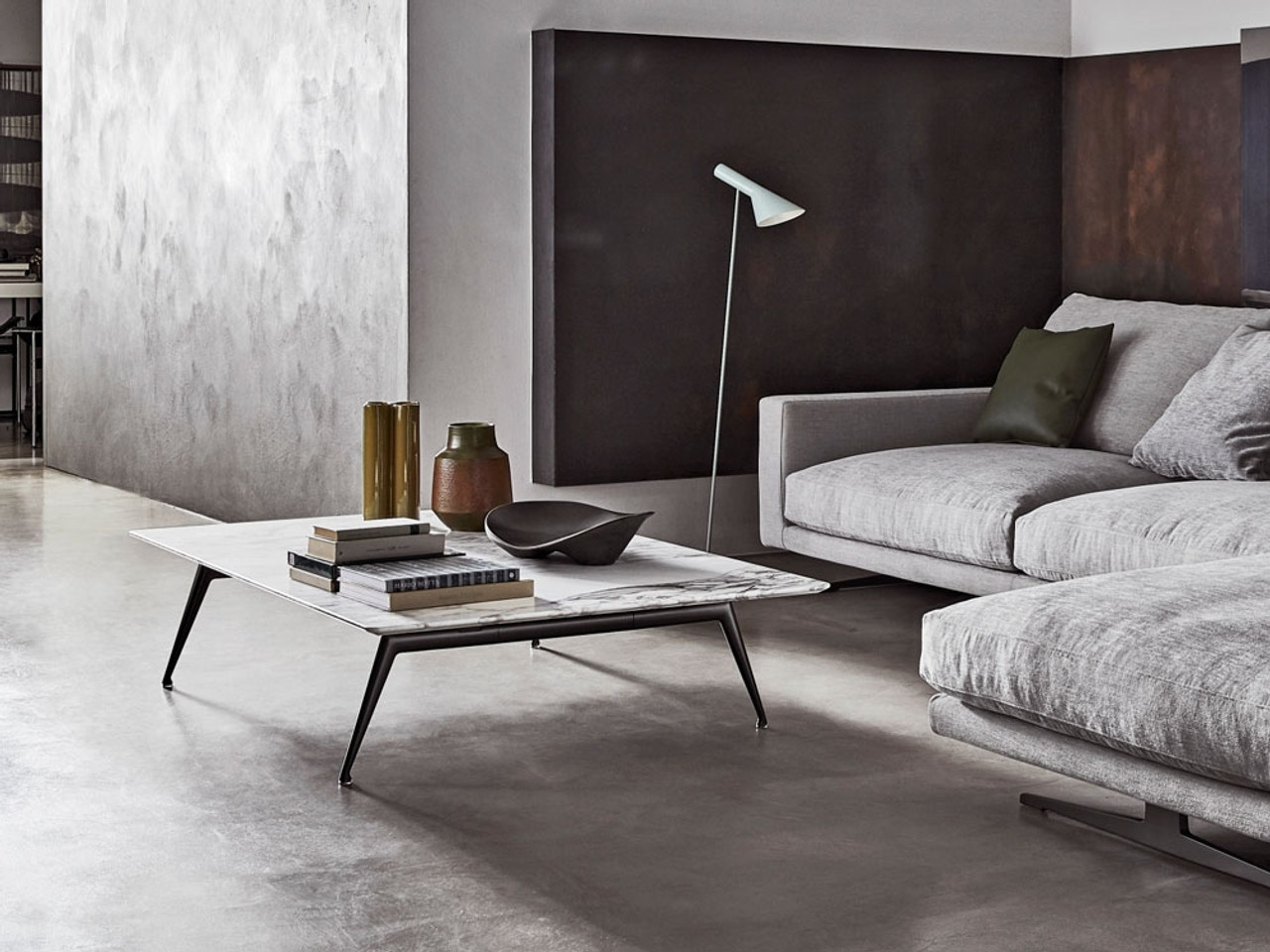 Flexform Este Coffee Table by Antonio Citterio
