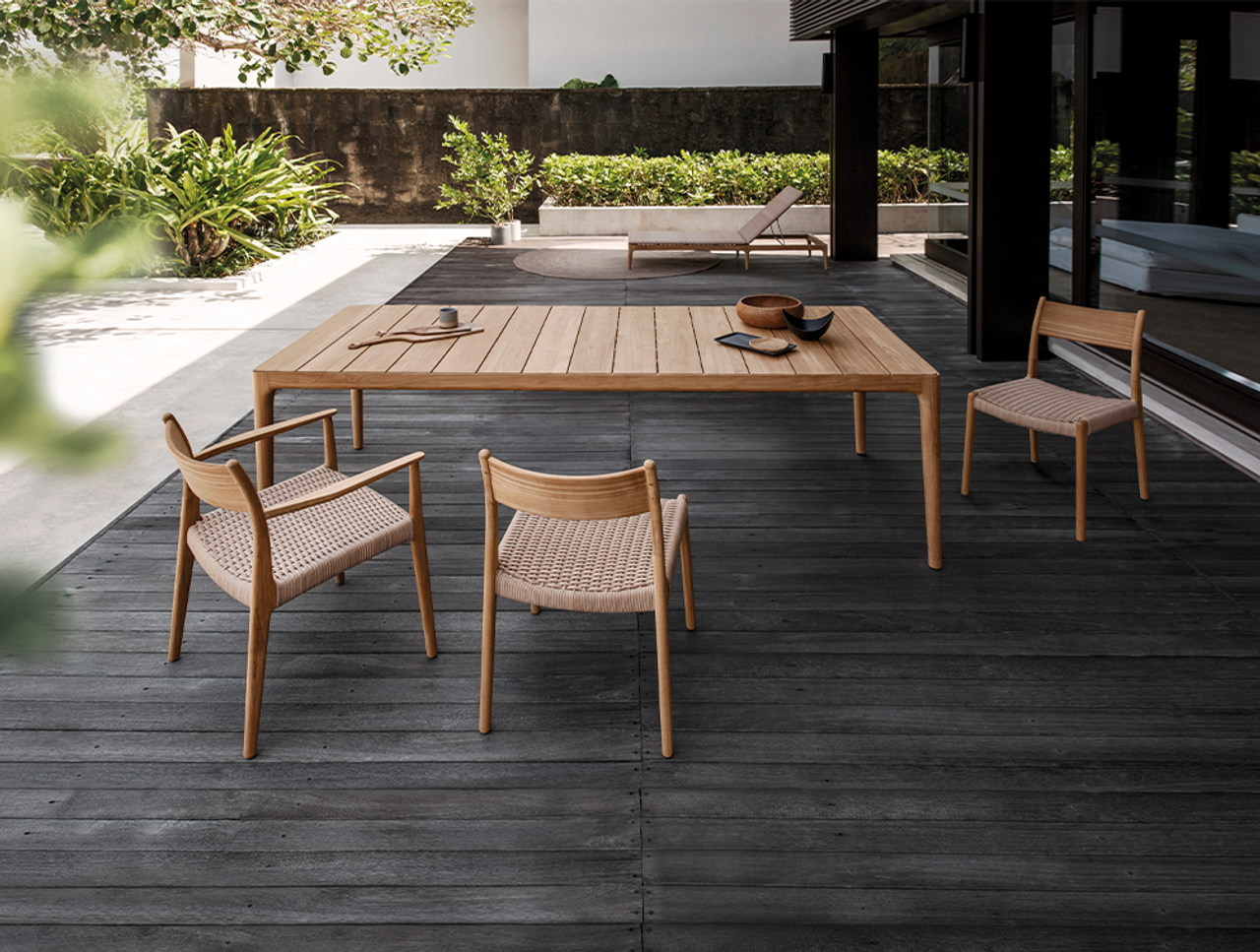 Lima Outdoor Dining Table