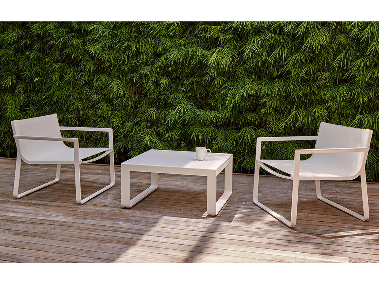 Flat Outdoor Collection 
