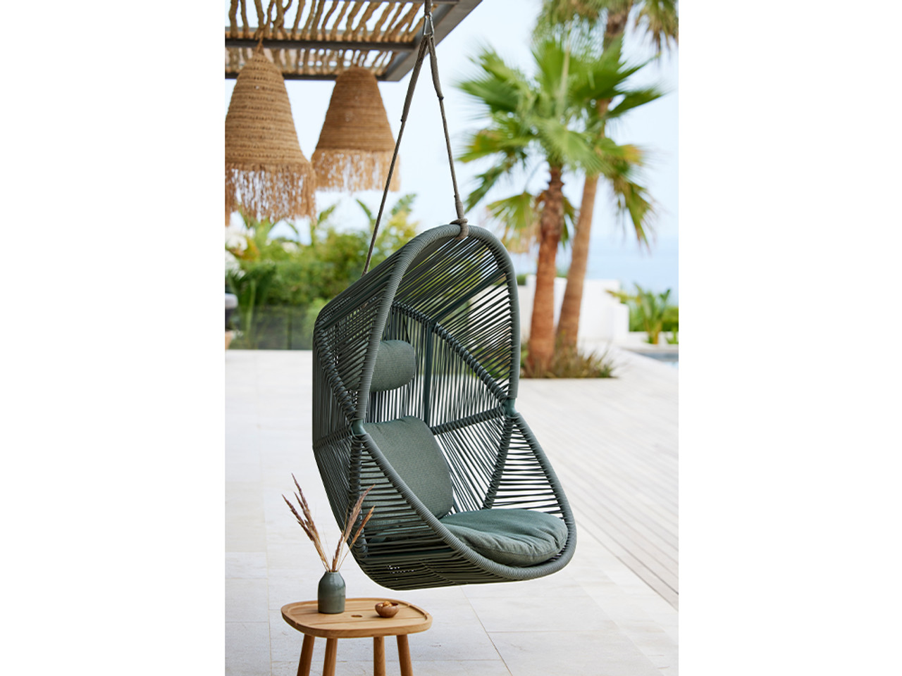 Hive Outdoor Hanging Chair