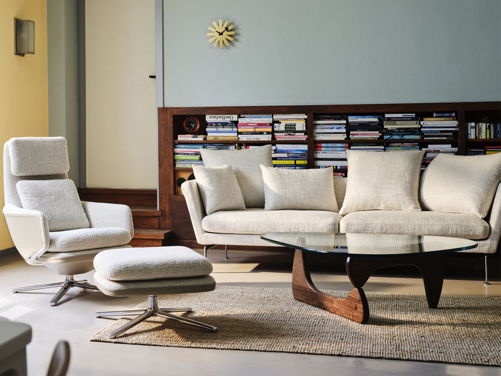 NOGUCHI_COFFEE_TABLE