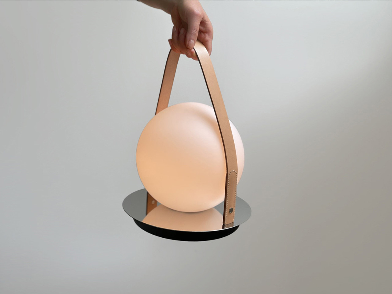 Bola Lantern