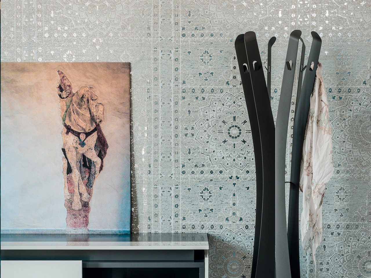 Valdo Coat Rack