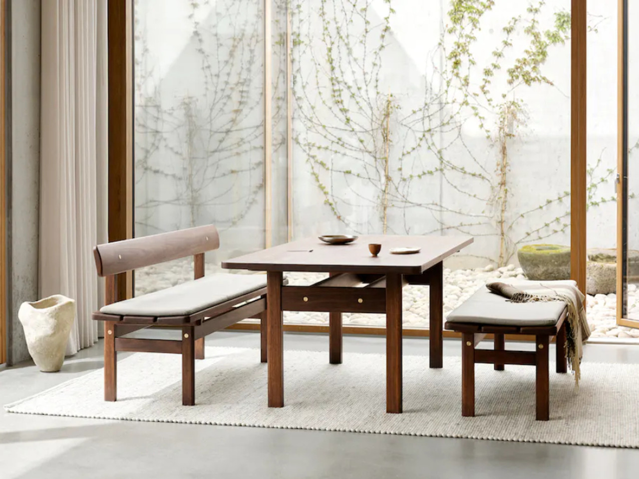 Asserbo BM0698 Dining Table