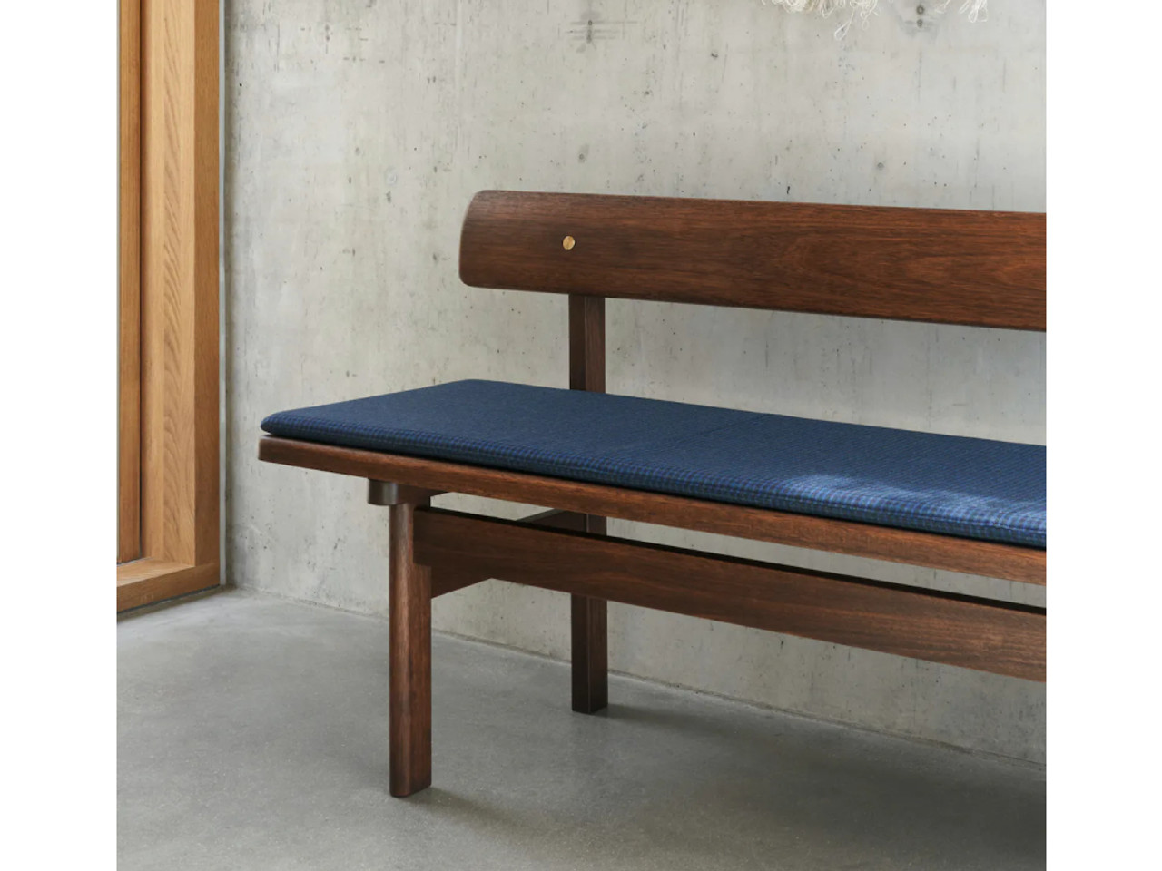 Asserbo BM0699 Bench - Quickship