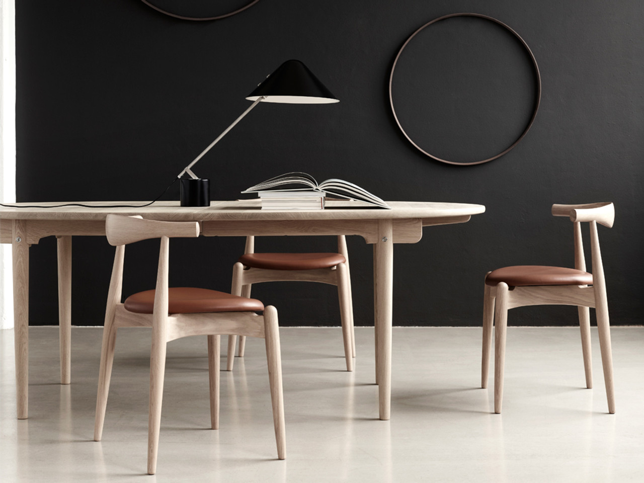 Carl Hansen & Søn CH20 Elbow Dining Chair by Hans J Wegner