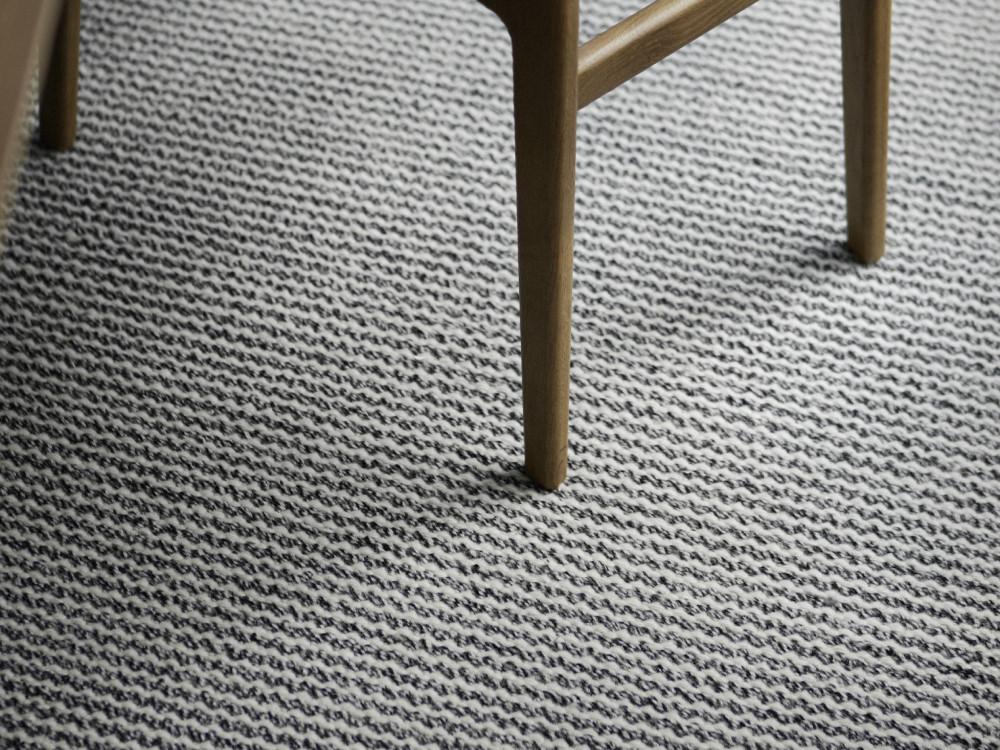 Fenris Rug Off White/Grey - Quickship