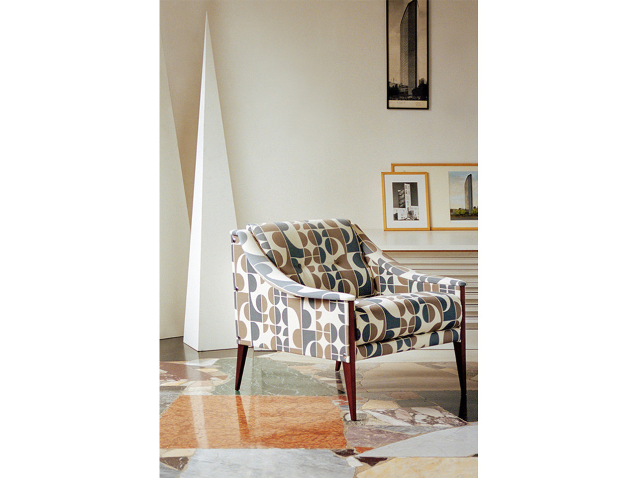 Dezza Armchair Special Edition