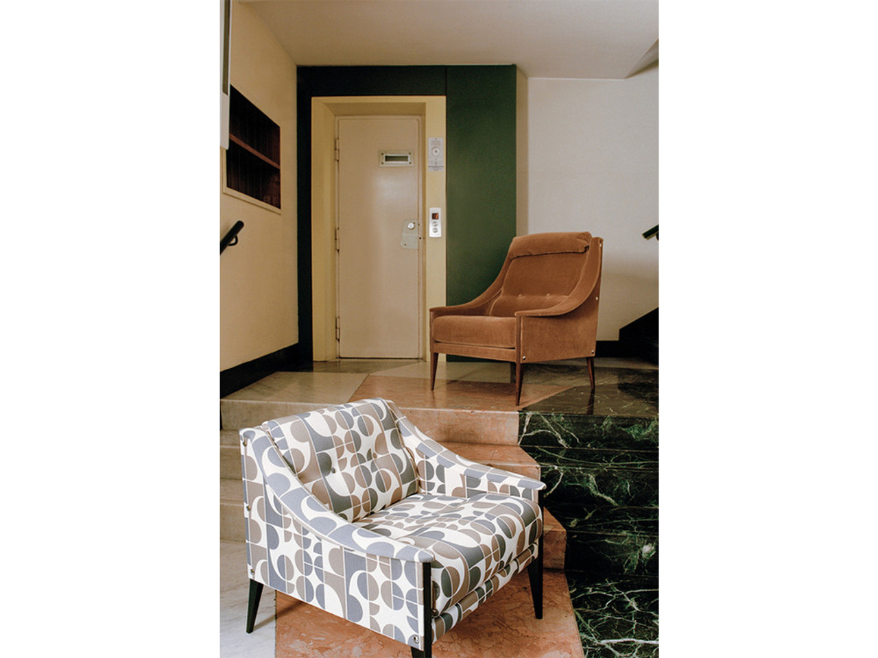 Dezza Armchair Special Edition