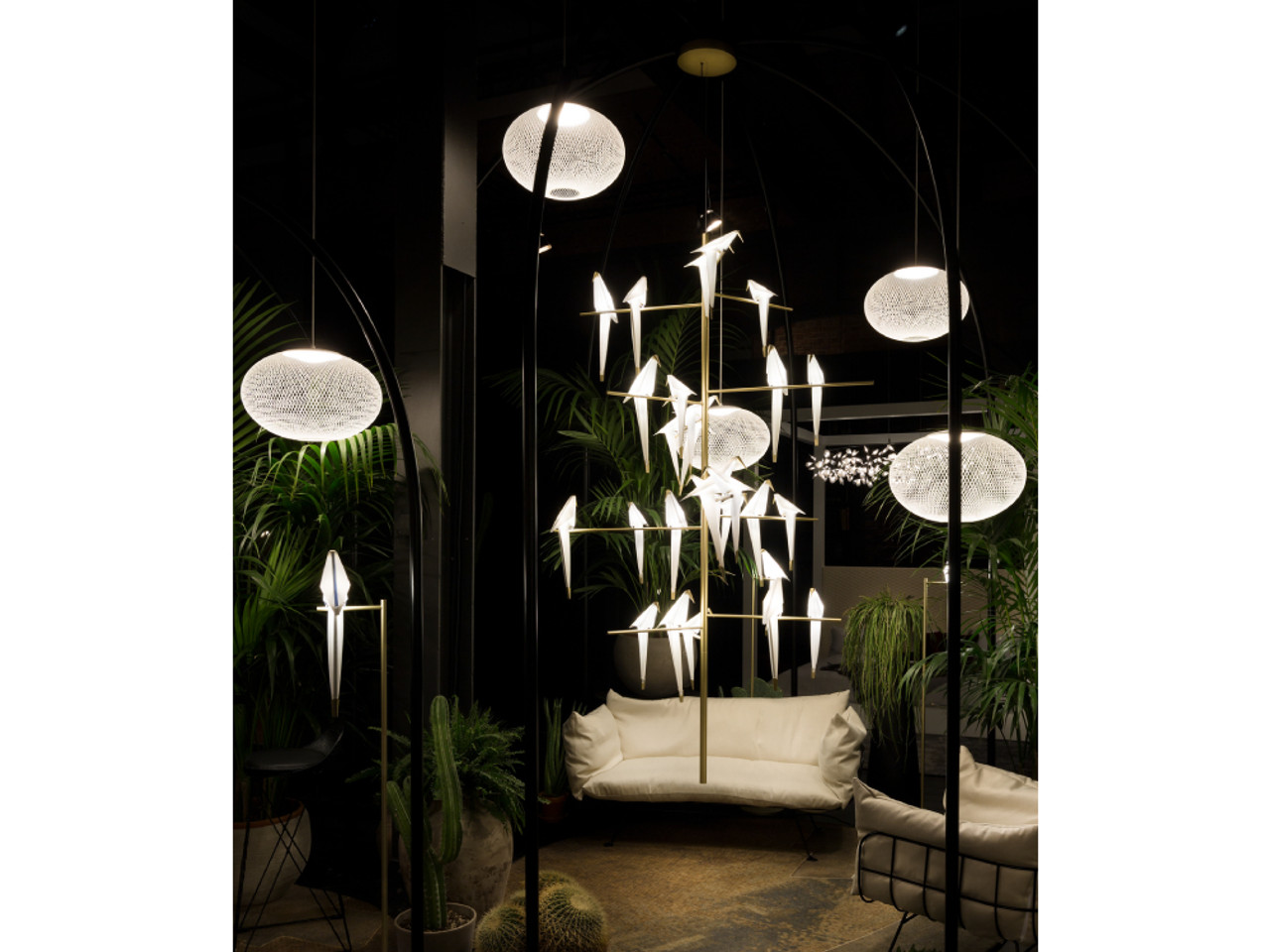 Perch Light Tree - Quickship