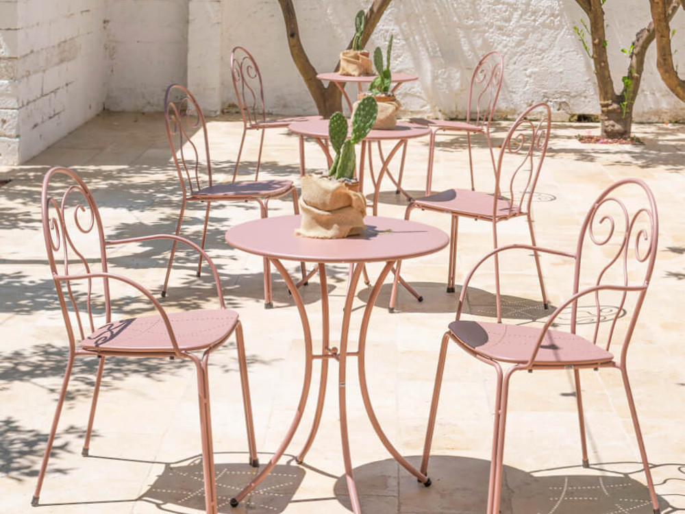 Pigalle Outdoor Table