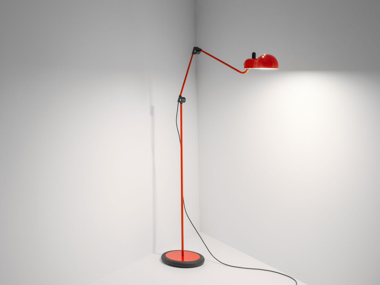 Topo Floor Lamp