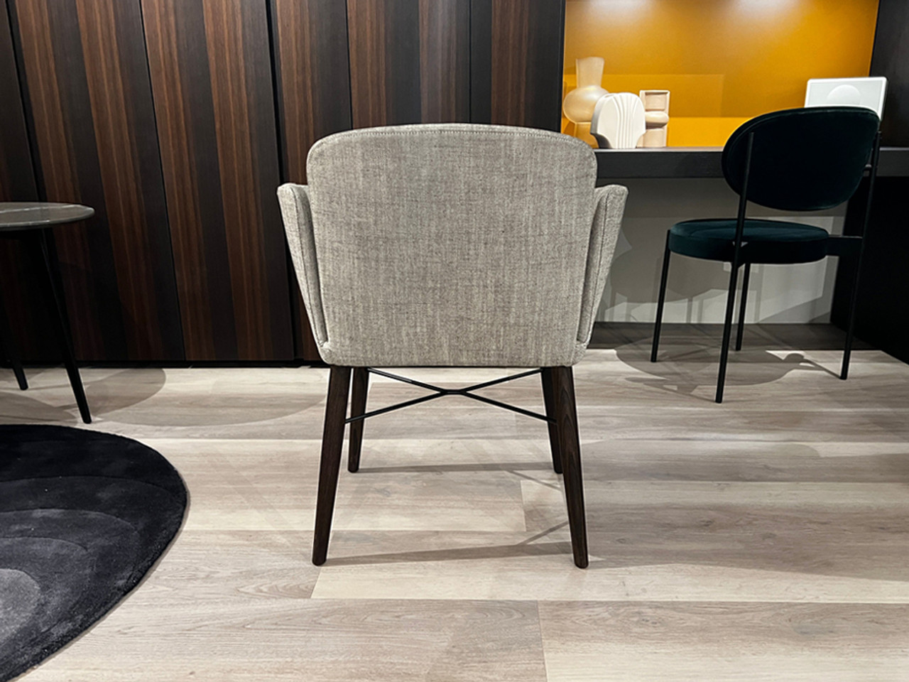 Tabby Chair with Arms