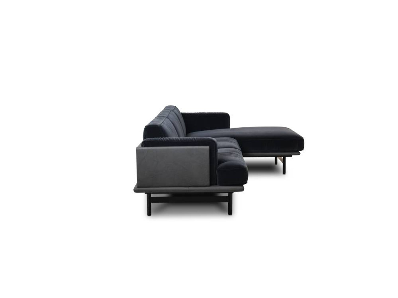 DS-175 Linear Sofa