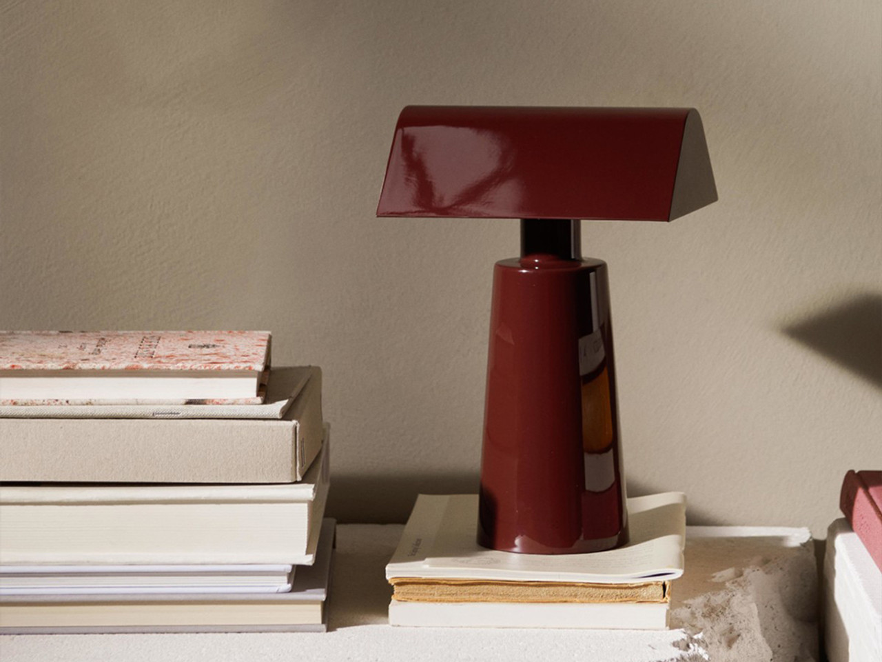 Caret MF1 Portable Table Lamp