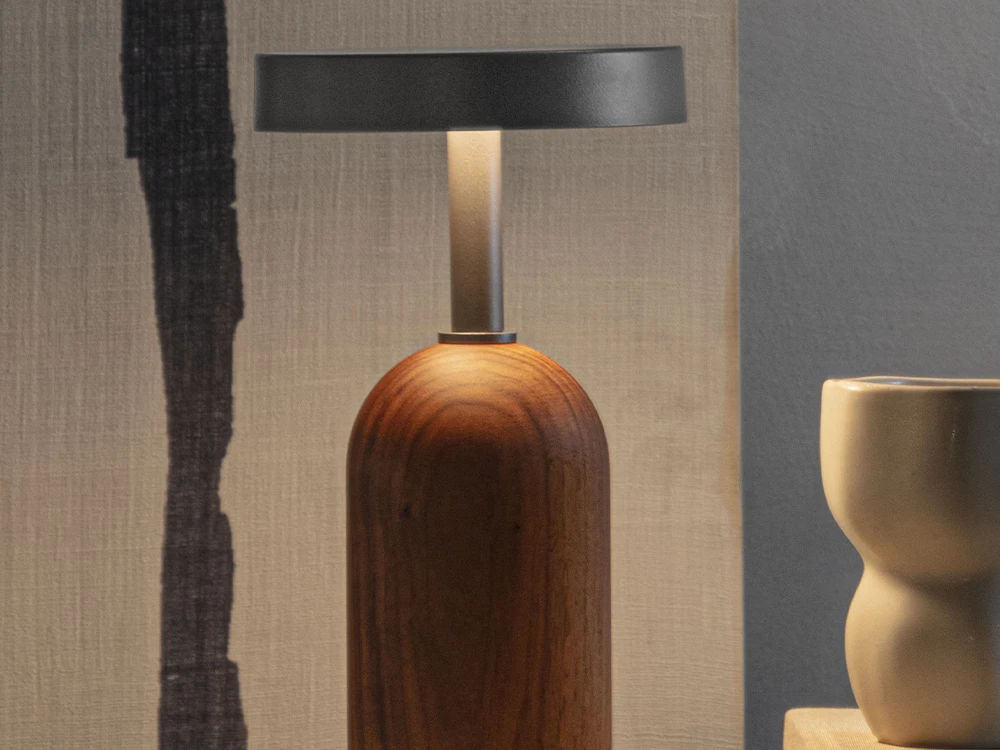Ekero Table Lamp