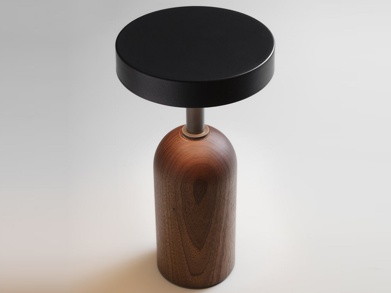Ekero Table Lamp