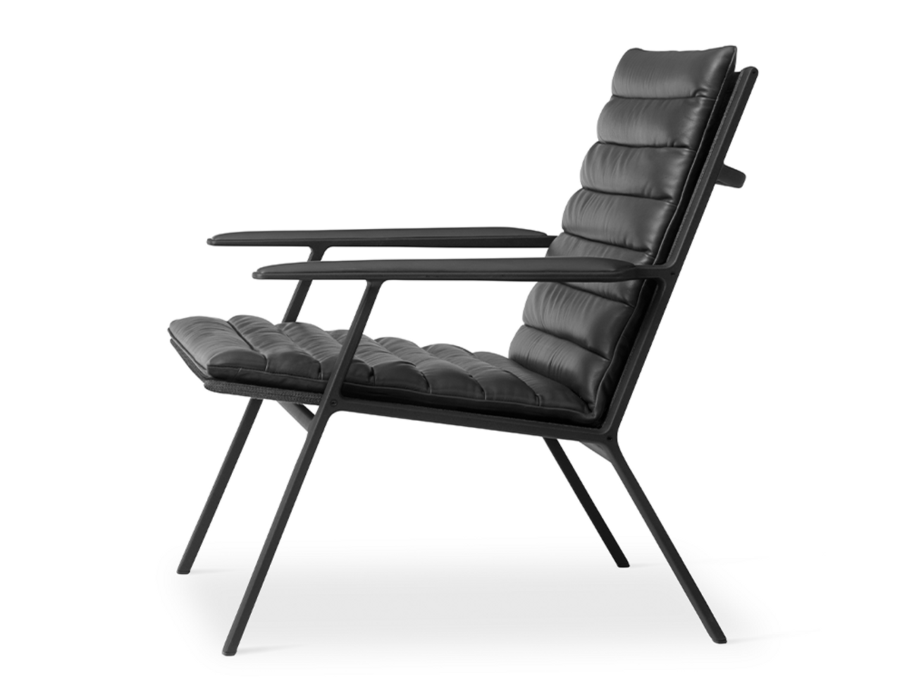 VIPP456 Lounge Chair