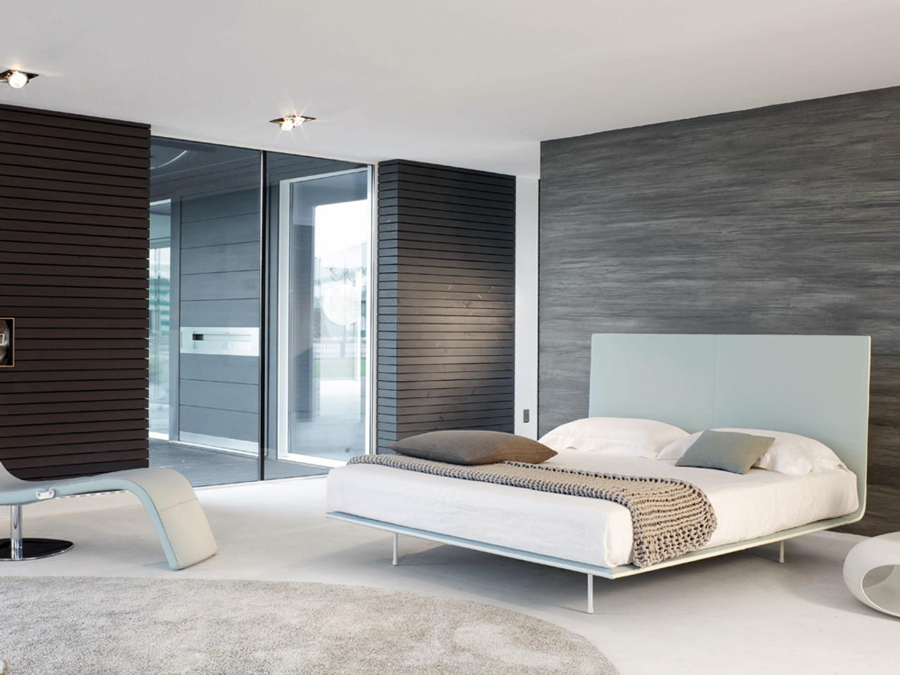  Bonaldo Thin Bed by Giuseppe Viganò