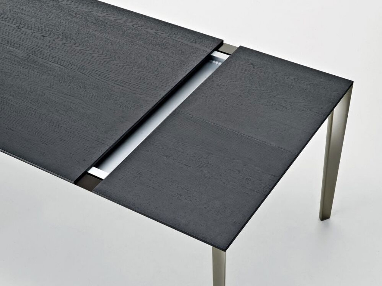 Molteni & C Filigree Dining Table by Rodolfo Dordoni