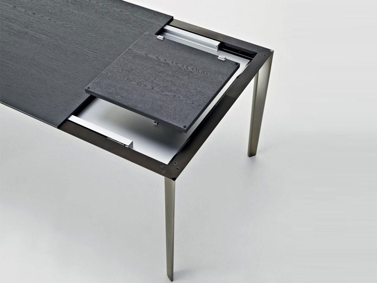 Molteni & C Filigree Dining Table by Rodolfo Dordoni