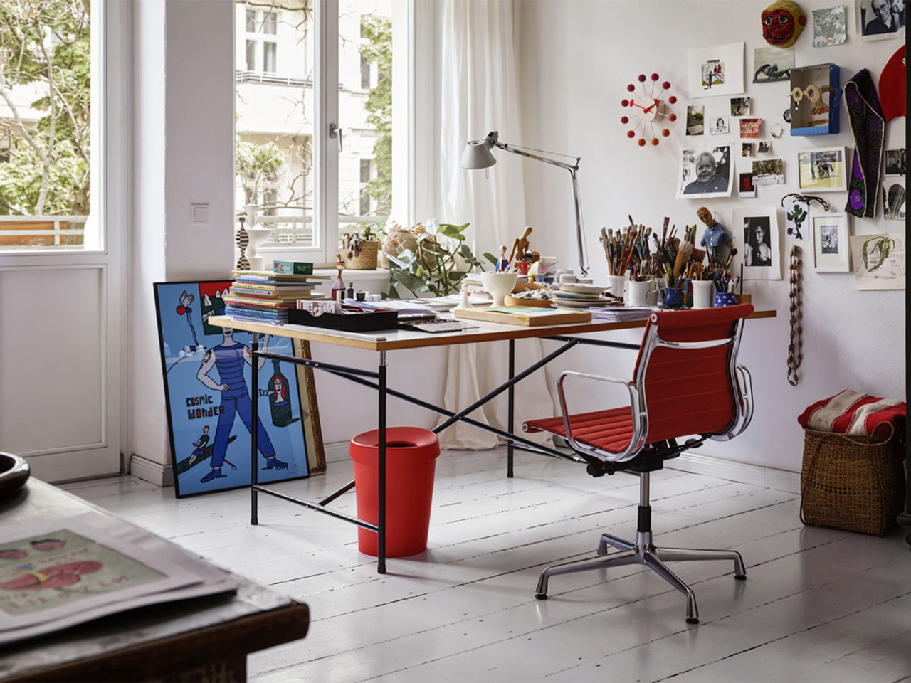 Eames Aluminium EA 131/132 Office Chair