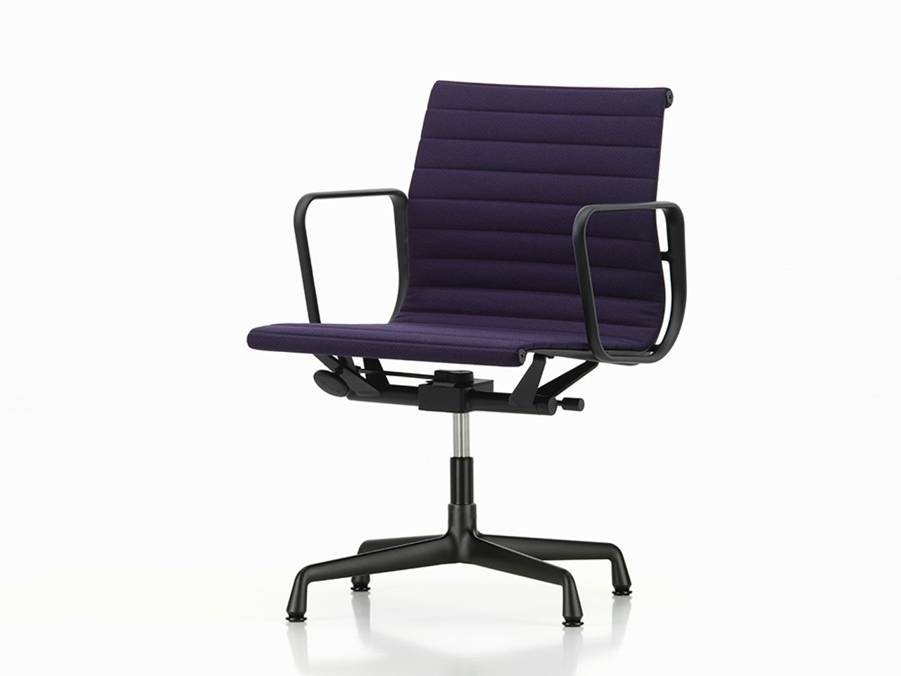 Eames Aluminium EA 131/132 Office Chair