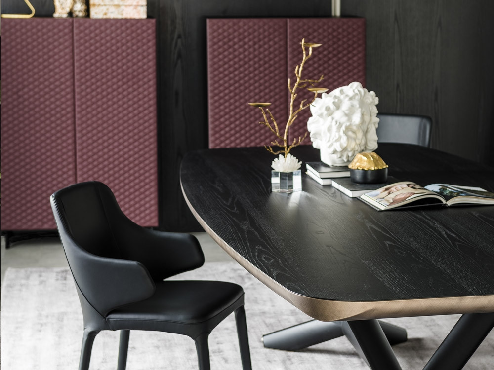 Planer Wood Dining Table