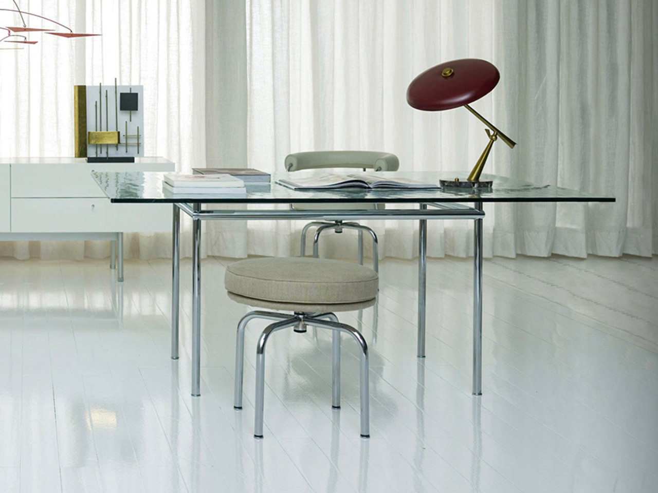 LC12 Dining Table La Roche