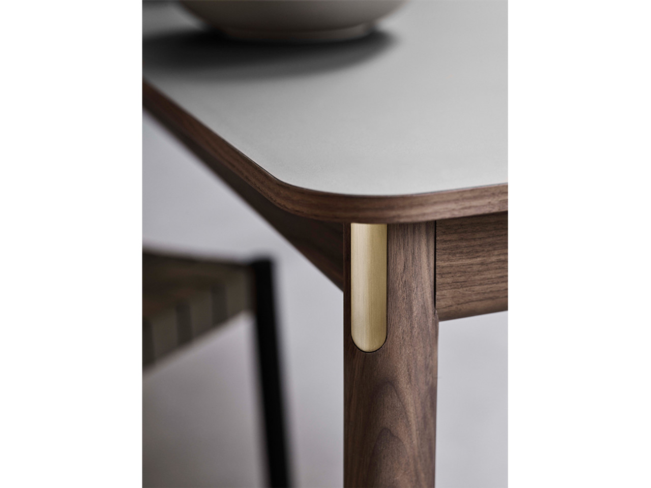 Patch HW1/HW2 Extendable Dining Table