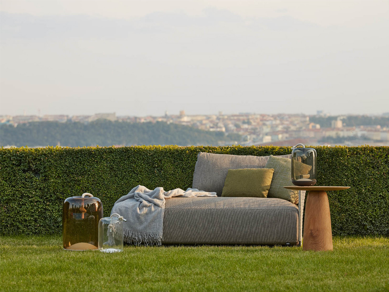 Knot Battery Table Lamp