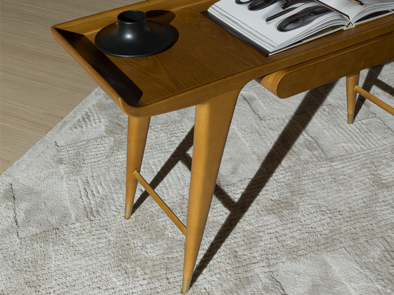 D.847.1 Desk