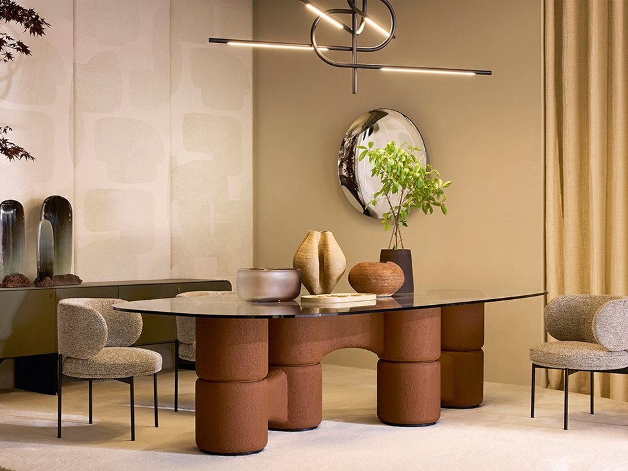 Molecola Dining Table