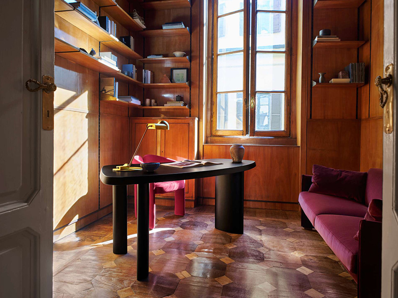 Petit Bureau En Forme Libre Desk