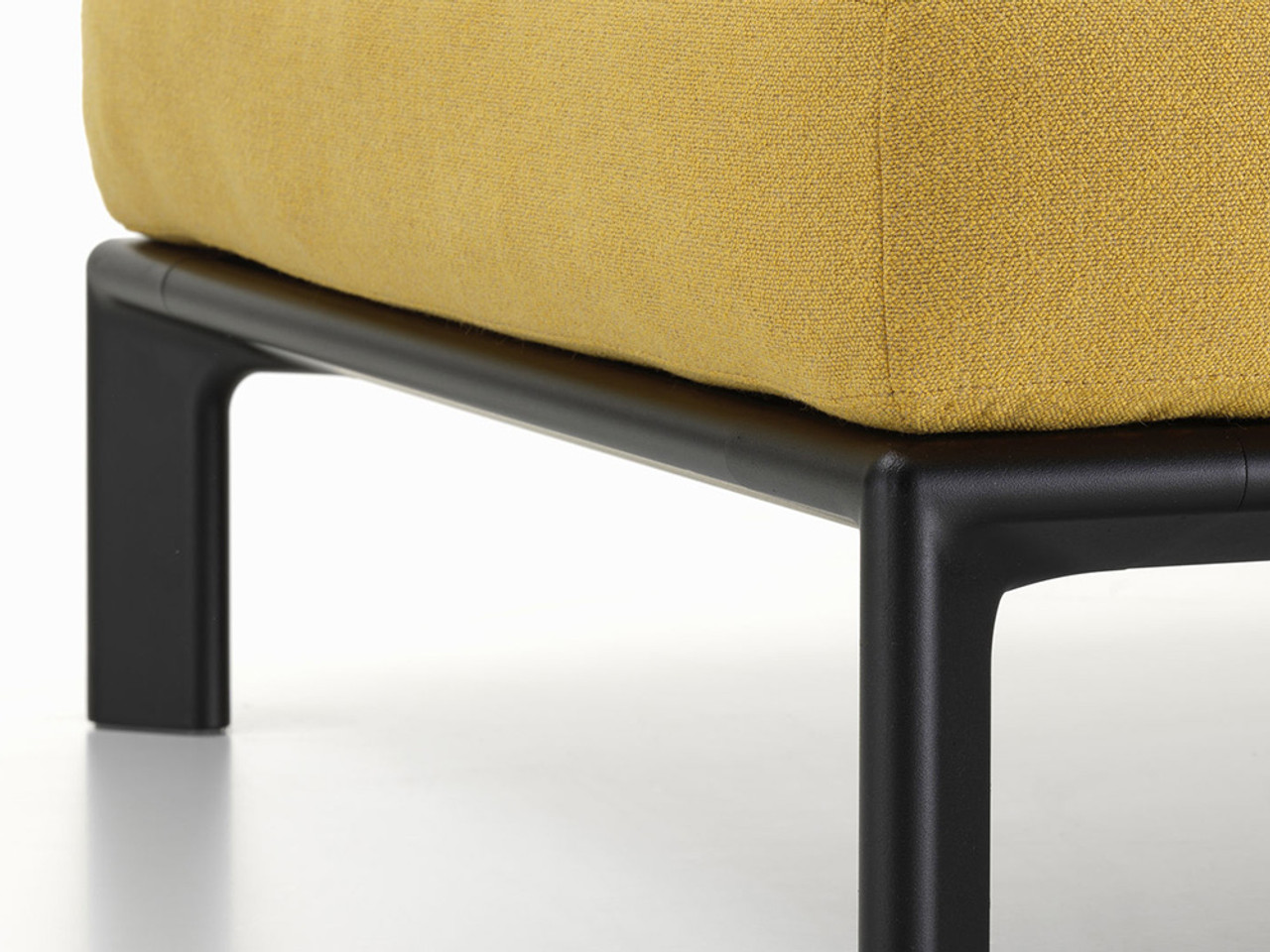 Anagram Chaise Lounge